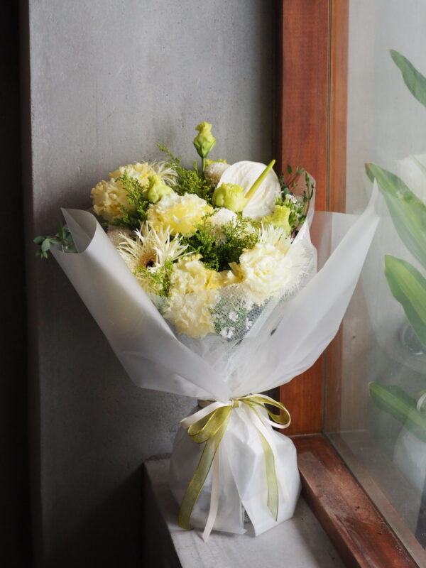 green&white bouquet