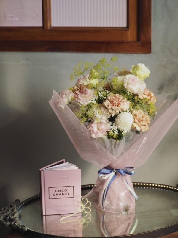 pink girl bouquet