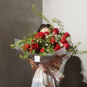 big bouquet for proposal